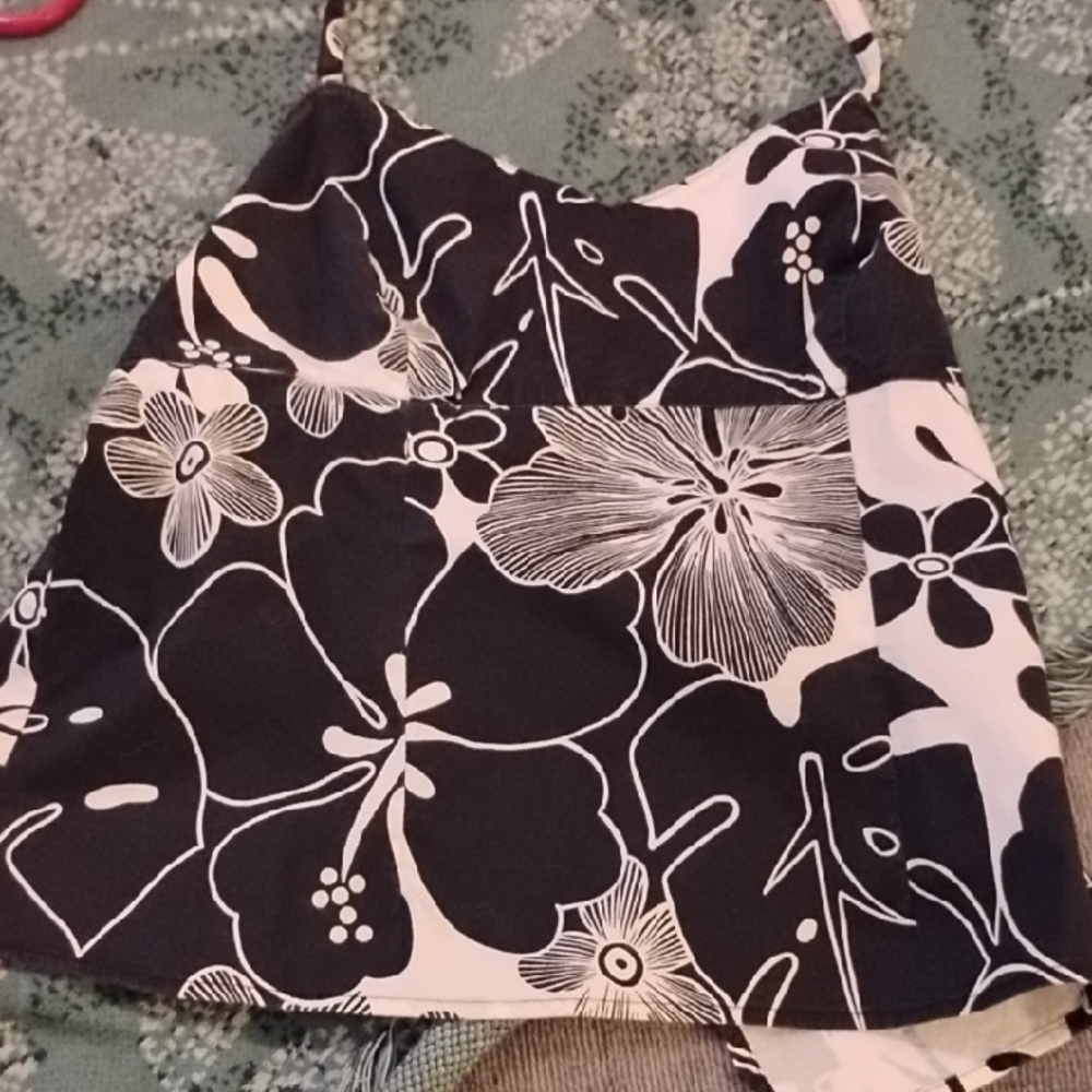 Roxy Quiksilver Black and WhiteBackless Halter Y2K Vintage!